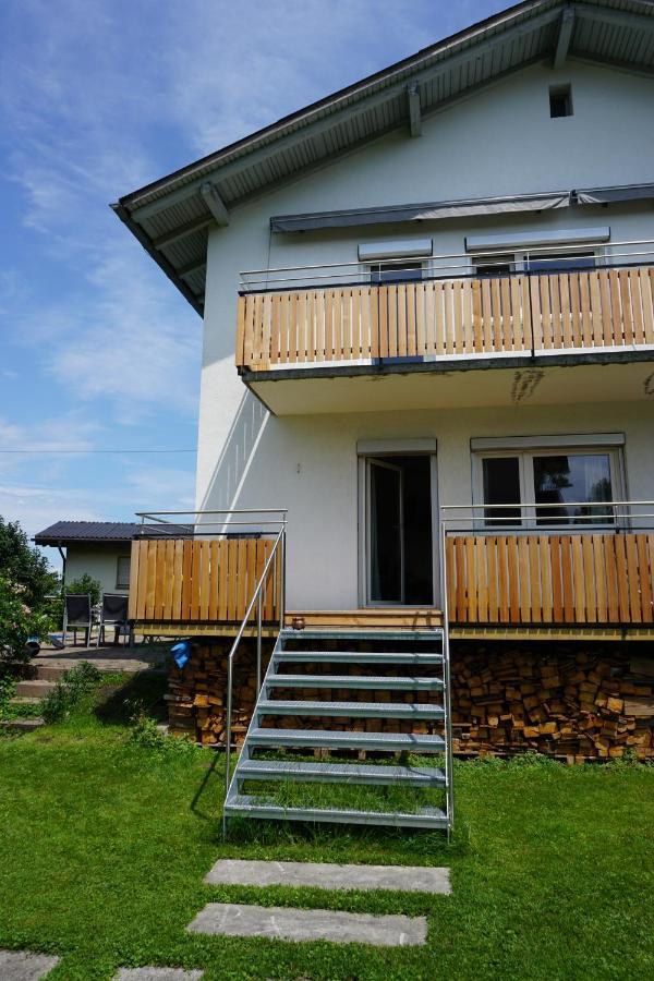 Wohnung Erdgeschoss Mit 3 Schlafzimmer In Ruhiger Gegend Mader Exterior photo